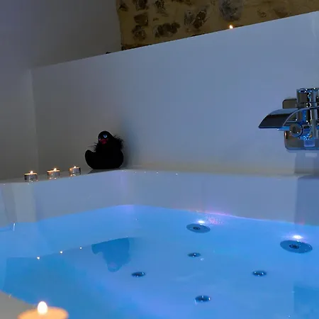 Love hotel Evasion *